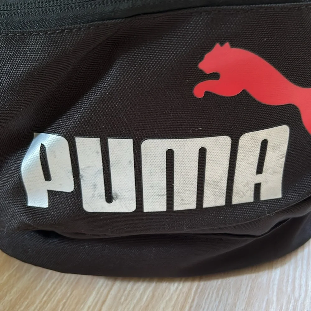 Puma backpack black red gray laptop compartment pockets, front zip pocket, logo